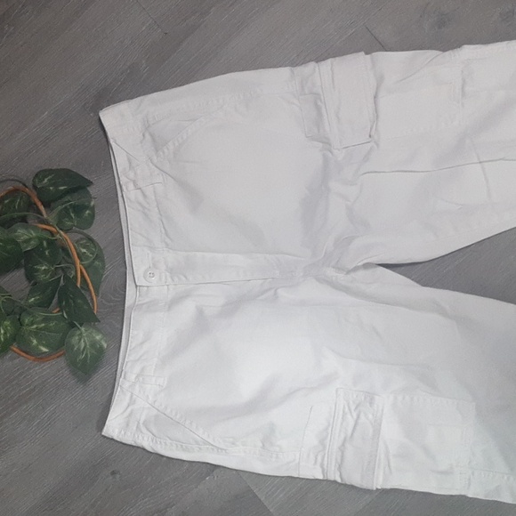 Forever 21 White Cargo Pants - Picture 5 of 12